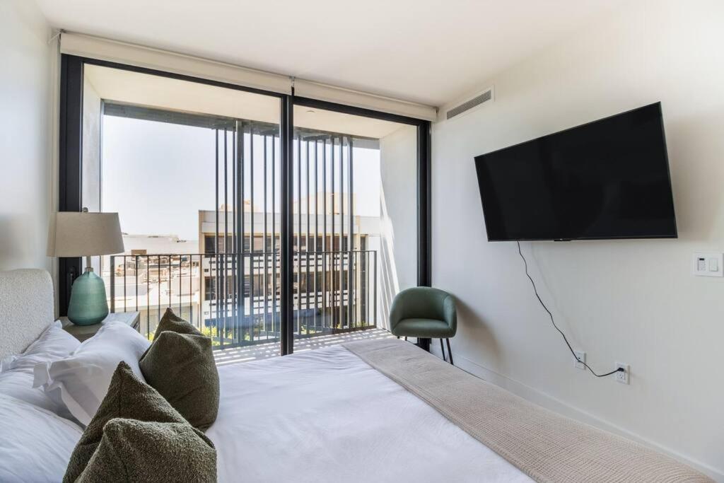 The Pearl Coast - Rooftop Pool, Gym Luxurious 2br Santa Monica Los Angeles
